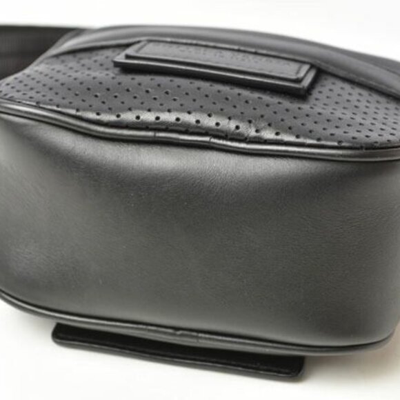Bottega Veneta Shoulder Pouch Leggiero Perforated